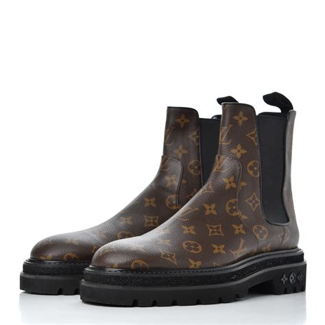 botas negras louis vuitton|louis vuitton boots women 2020.